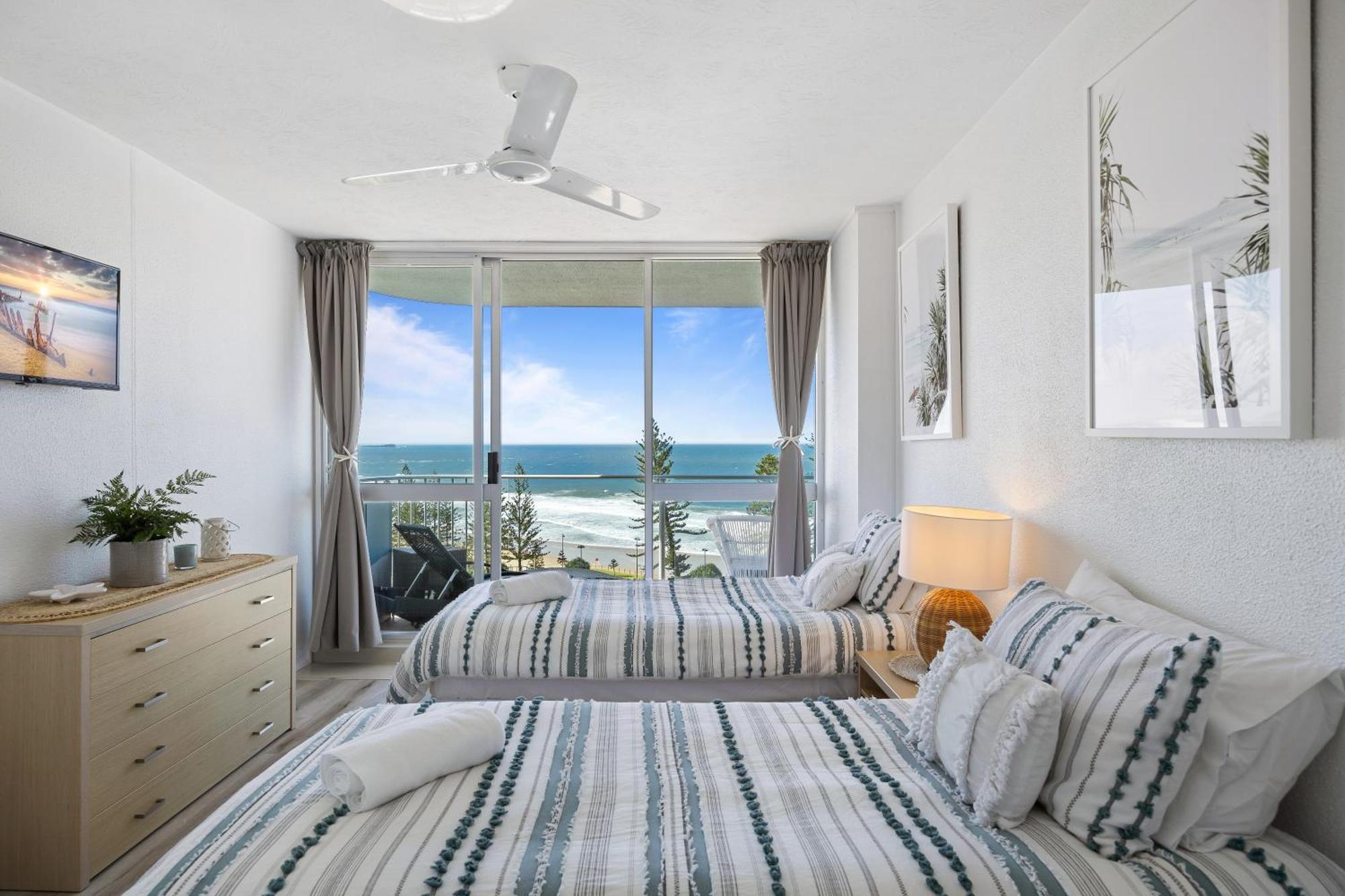 Mandolin Beachfront Resort Alexandra Headland Εξωτερικό φωτογραφία