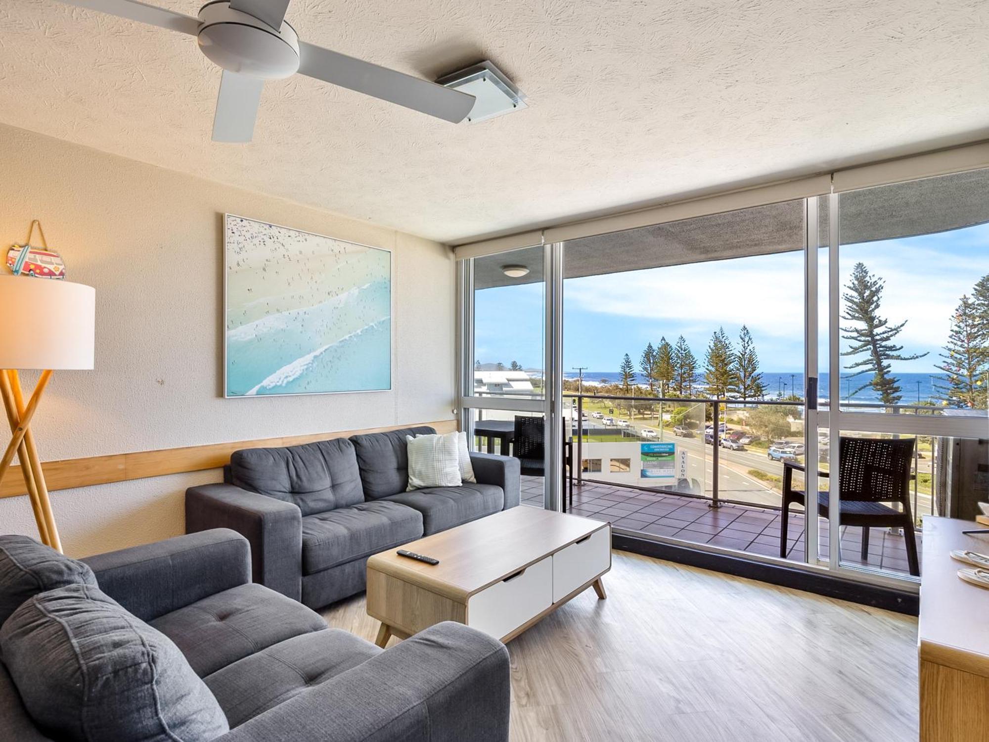 Mandolin Beachfront Resort Alexandra Headland Εξωτερικό φωτογραφία