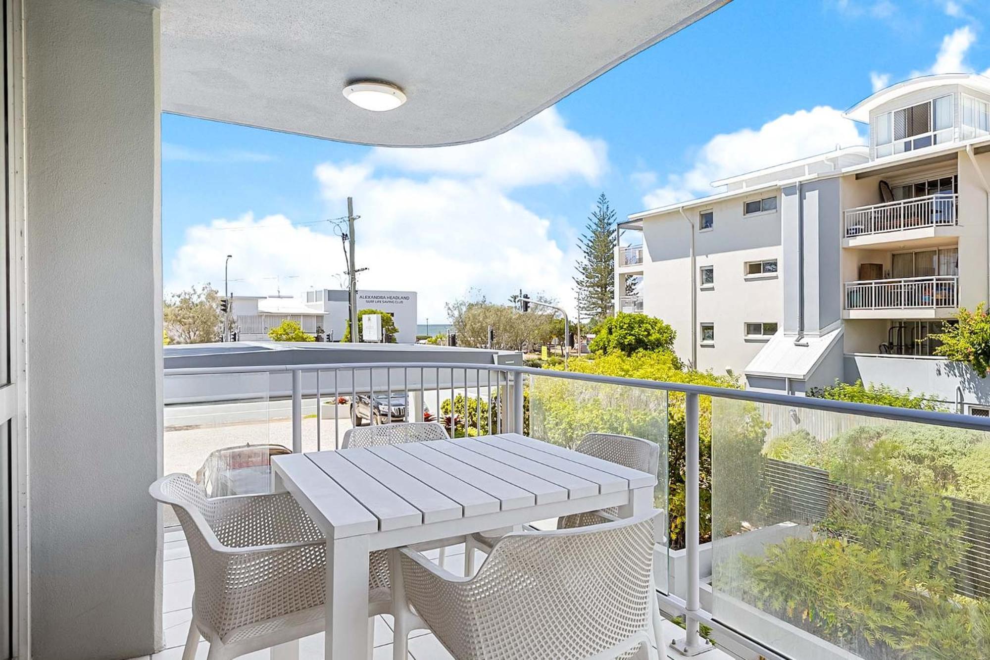 Mandolin Beachfront Resort Alexandra Headland Εξωτερικό φωτογραφία